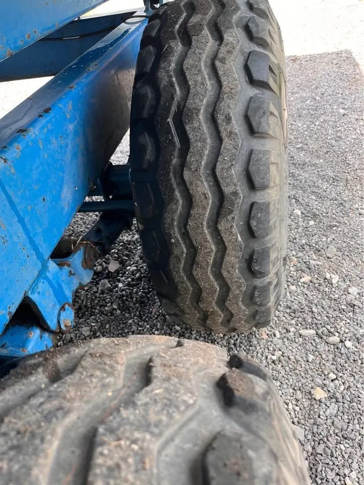 Henton 10 Ton Grain Trailer