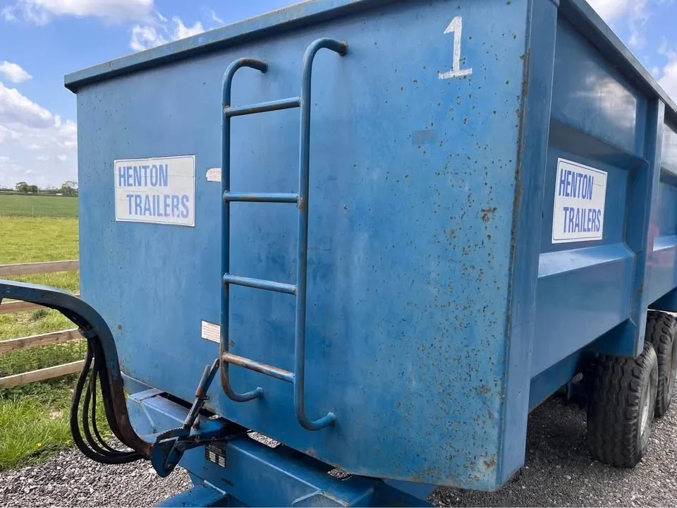 Henton 10 Ton Grain Trailer