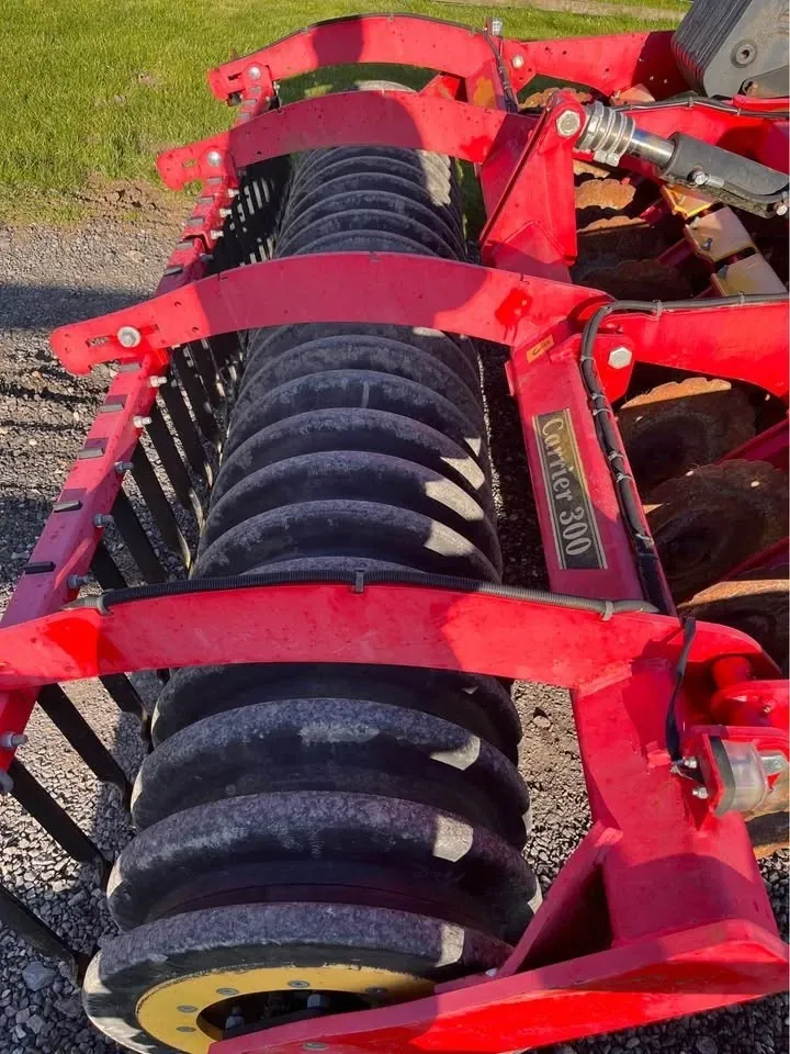 Vaderstad Carrier 300 3Metre Trailed c/w HEVA Combi Tiller