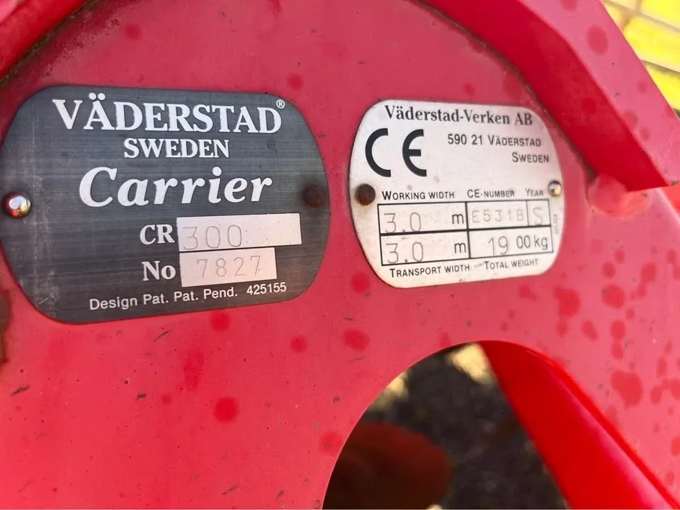 Vaderstad Carrier 300 3Metre Trailed c/w HEVA Combi Tiller