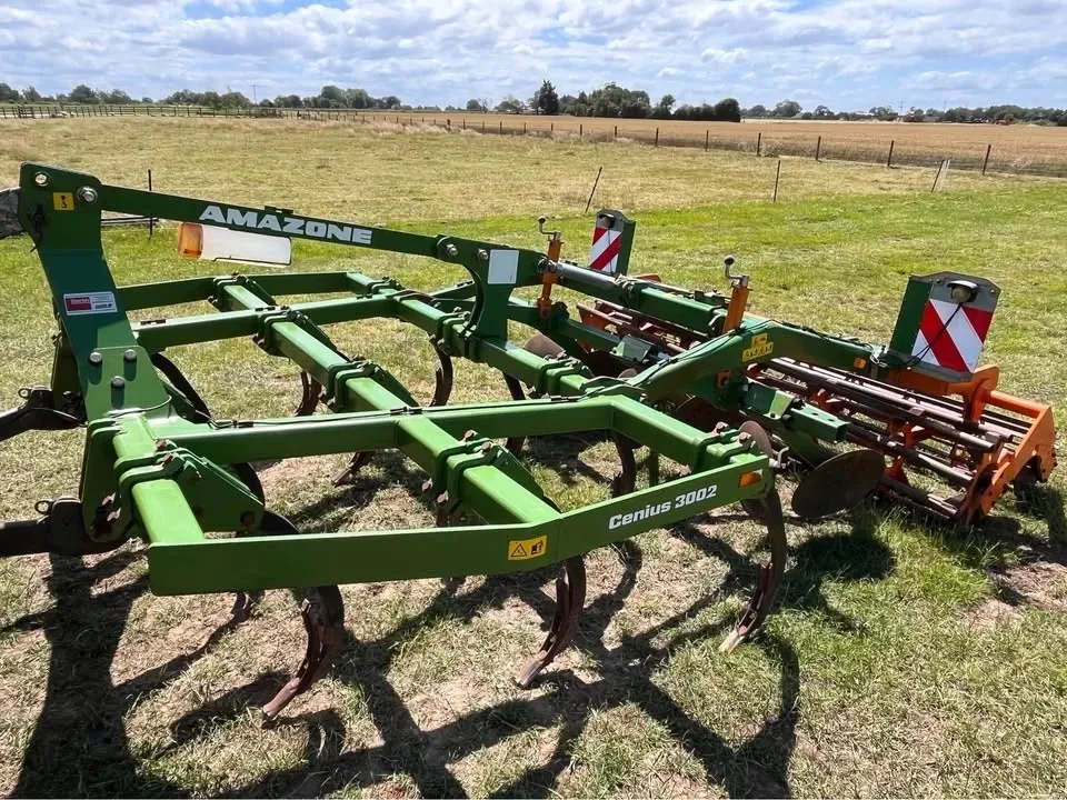 AMAZONE CENIUS 3002 Stubble Cultivator