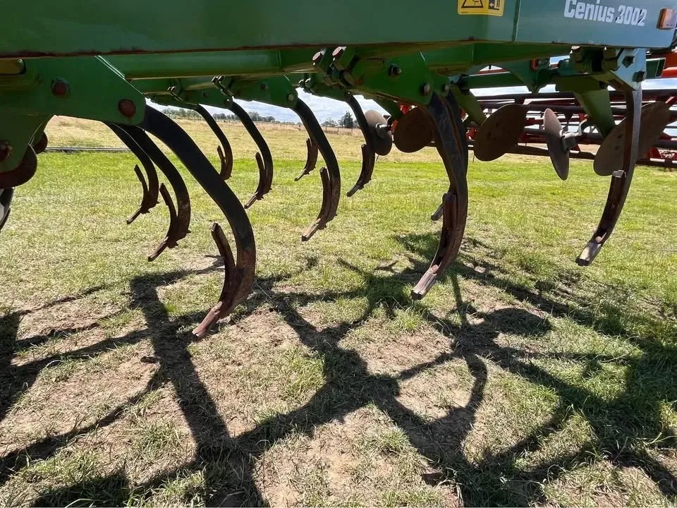 AMAZONE CENIUS 3002 Stubble Cultivator