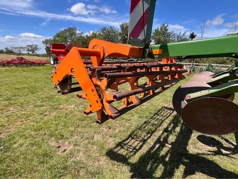 AMAZONE CENIUS 3002 Stubble Cultivator