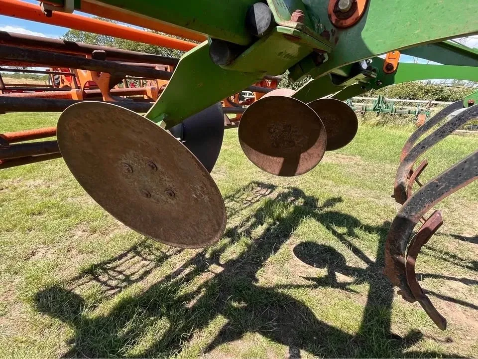 AMAZONE CENIUS 3002 Stubble Cultivator